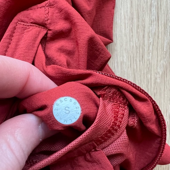 Lululemon Men’s Seawheeze Light Weight Running Zip Up Windbreaker Jacket - Picture 7 of 7